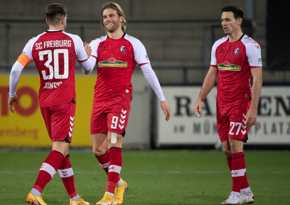 萨博尼斯打爆奥尼尔